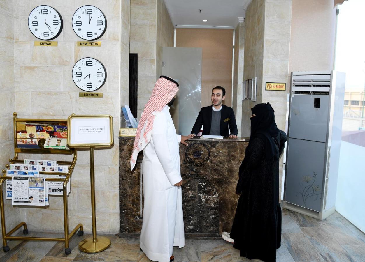 Continental Suite Salmiya Екстер'єр фото