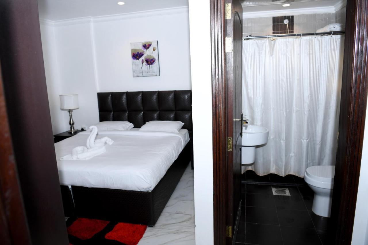 Continental Suite Salmiya Екстер'єр фото