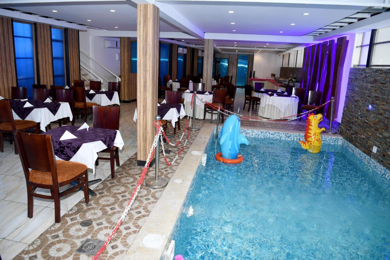 Continental Suite Salmiya Екстер'єр фото